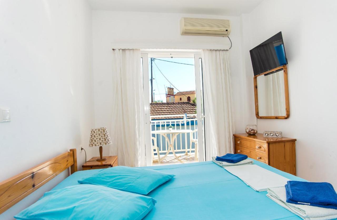 Blue White Apartments - Kefallonia Poolside Retreats Spartia  Exterior photo
